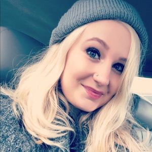 Meet your Posher, Nikki